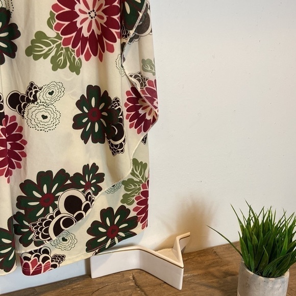 Love Rocks Floral Boho Wrap Dress 💕☮️​ - Picture 4 of 6